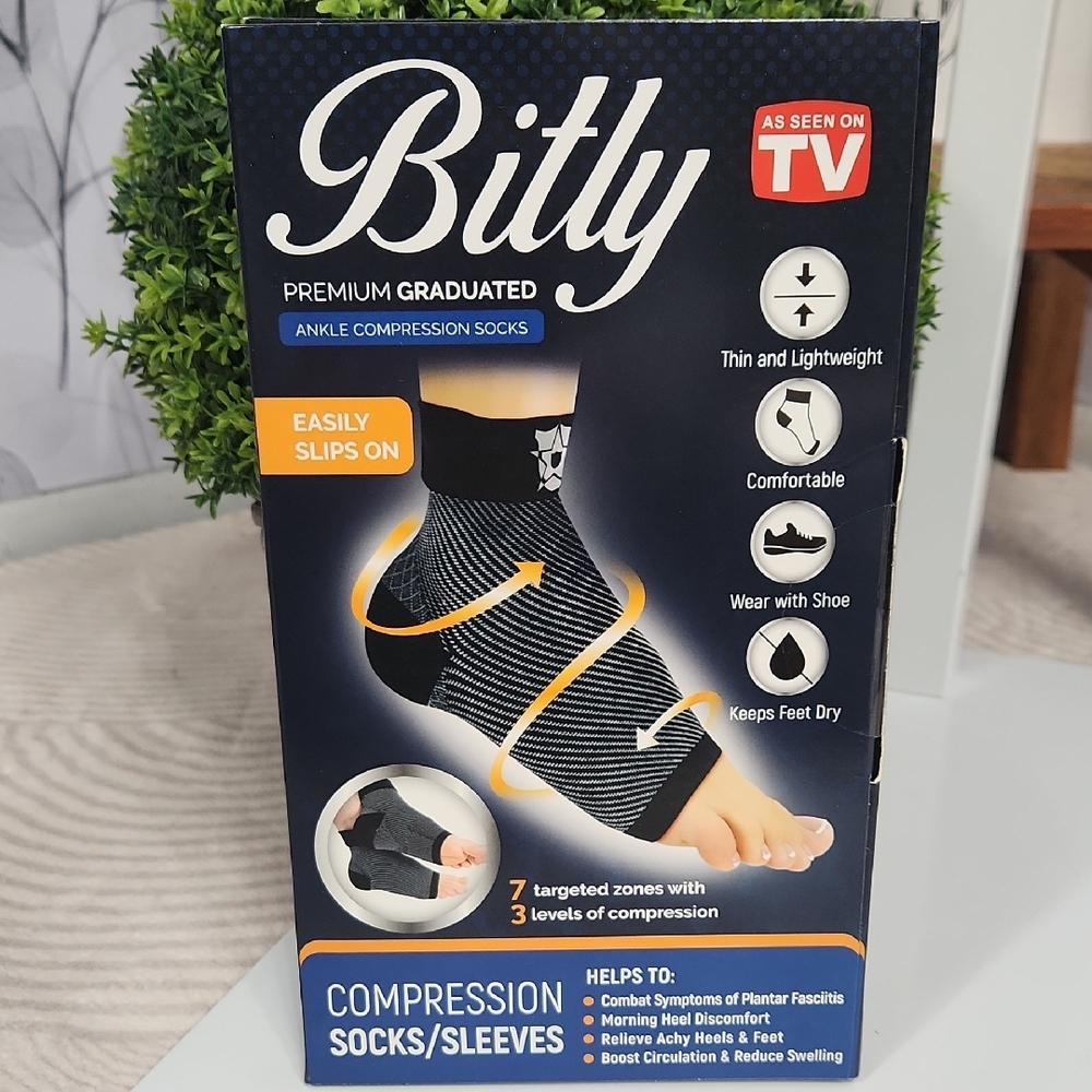 Bitly Ankle Compression Socks - Picture 2 of 5